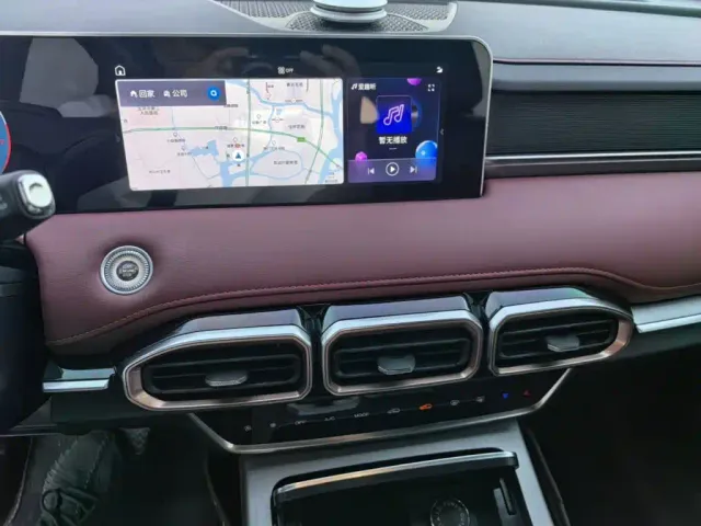 Jetour X70 Plus — Фото автомобиля 12