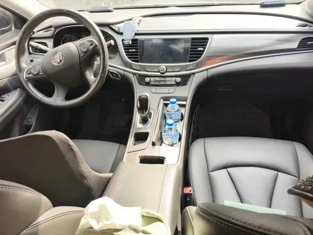 Buick LaCrosse — Фото автомобиля 12