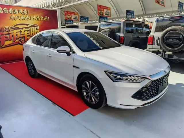 Фотография автомобиля — BYD Qin PLUS