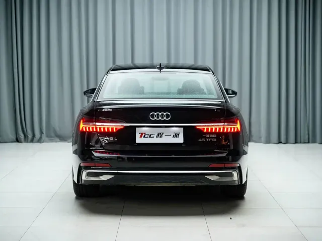 Audi A6L — Фото автомобиля 11