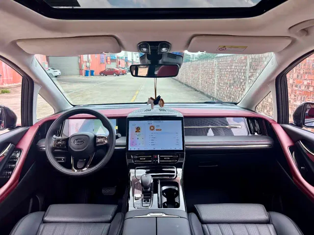 GAC Trumpchi E9 — Фото автомобиля 9