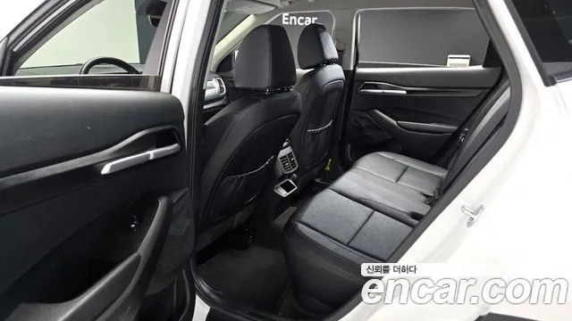 Kia Seltos New — Фото автомобиля 11