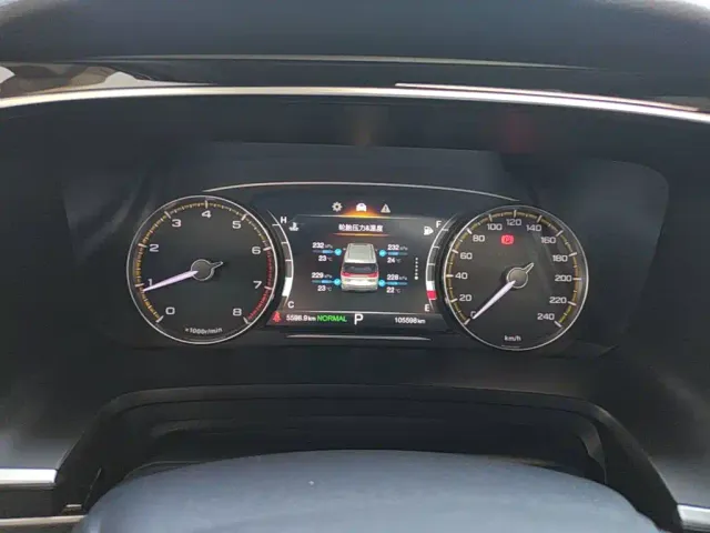GAC Trumpchi M8 — Фото автомобиля 11