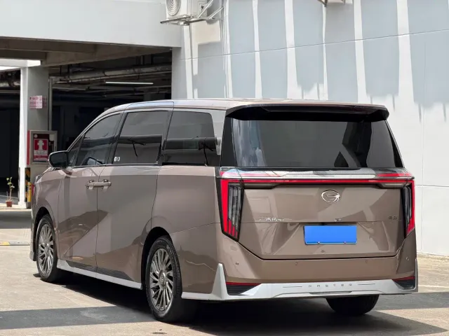 GAC Trumpchi M8 — Фото автомобиля 14