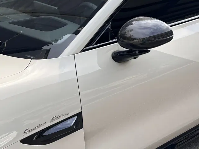 Xiaomi SU7 — Фото автомобиля 16