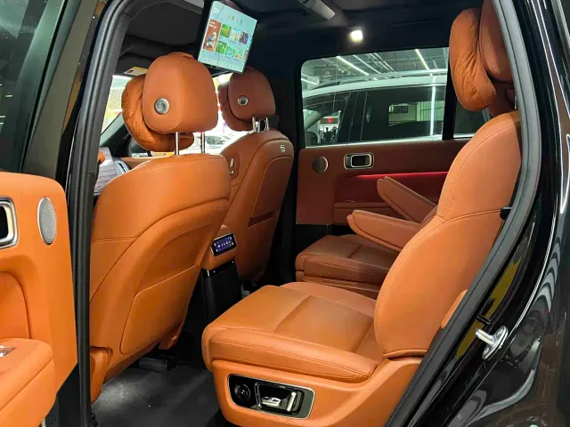 Li Auto L9 — Фото автомобиля 4