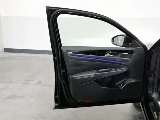 Volkswagen Passat — Фото автомобиля 8