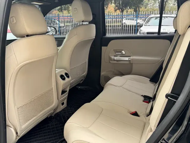 Mercedes-Benz EQB — Фото автомобиля 5