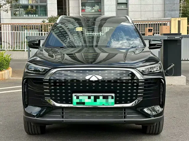 Chery Fengyun T8 — Фото автомобиля 2