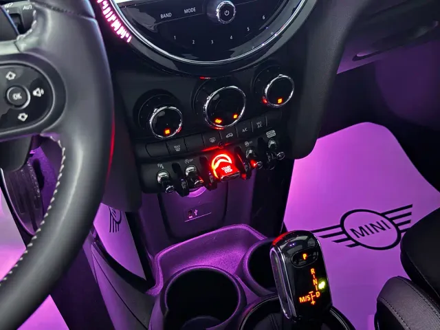 MINI Hatch — Фото автомобиля 11