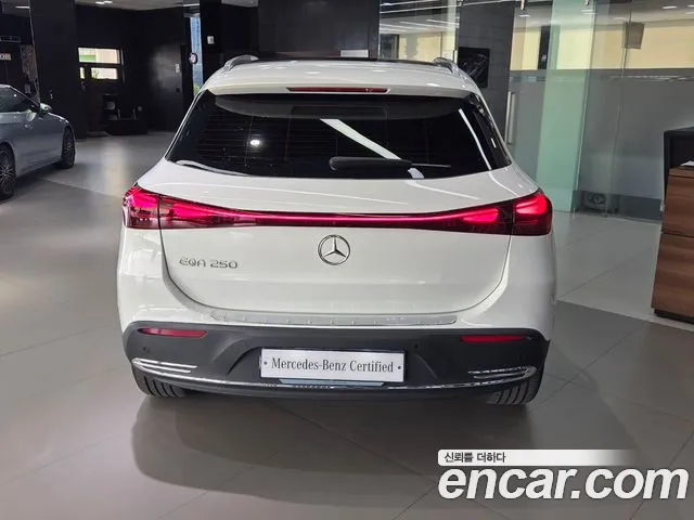 Mercedes-Benz EQA H243 — Фото автомобиля 4