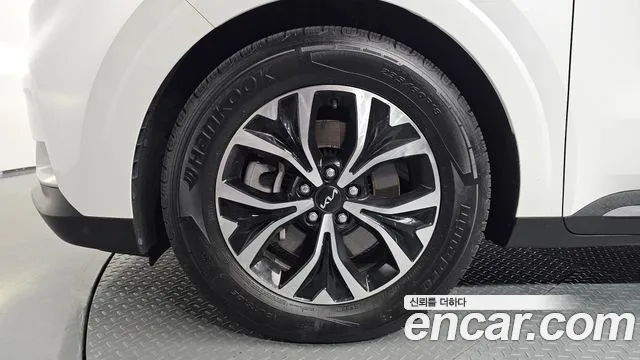 Kia Canival Carnival 4 поколение Дизель 9 мест Prestige — Фото автомобиля 5