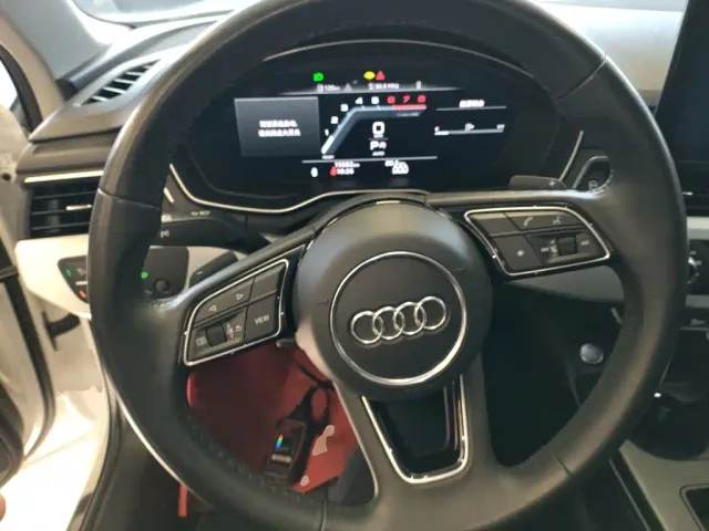 Audi A4L — Фото автомобиля 6