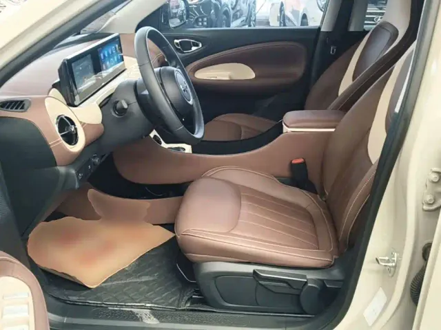 Wuling Bingo — Фото автомобиля 14