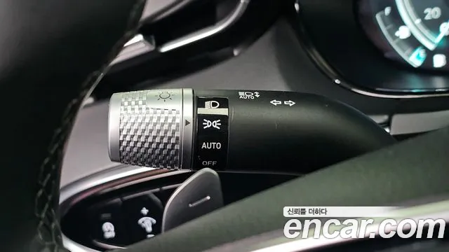Genesis GV70 2.5T Бензин 2WD — Фото автомобиля 12