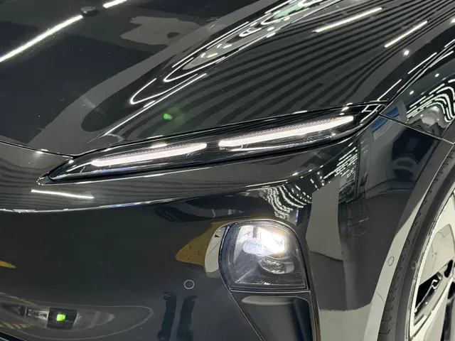 Nio ET5 Touring — Фото автомобиля 15