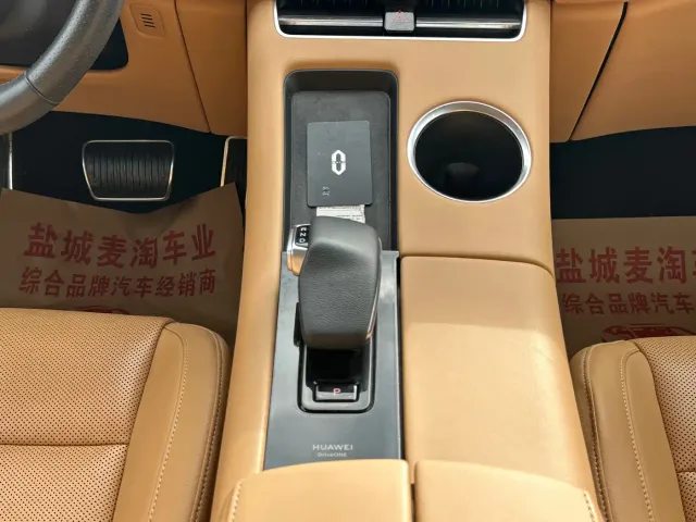 Aito M5 — Фото автомобиля 13