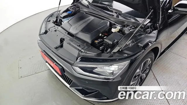 Kia EV6 — Фото автомобиля 9