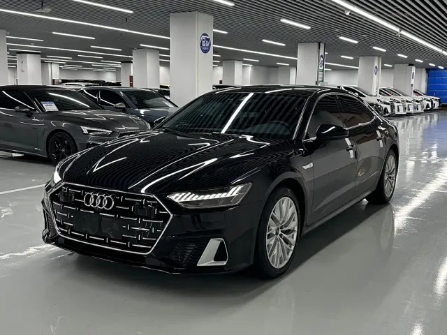 Фотография автомобиля — Audi A7L