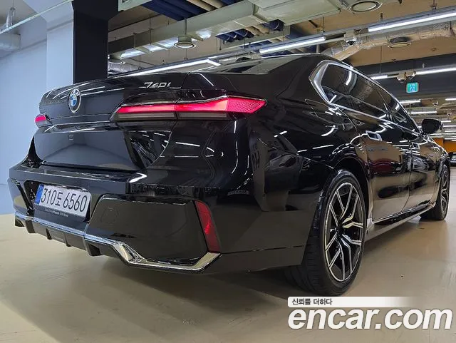 BMW 7-Series 7 серия (G70) 740i xDrive M Sport Limited — Фото автомобиля 6