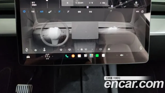 Tesla Model Y — Фото автомобиля 21