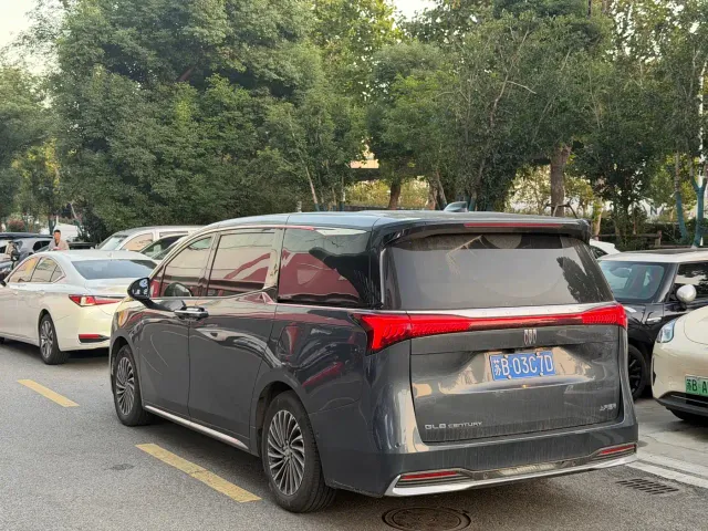 Buick Century — Фото автомобиля 8