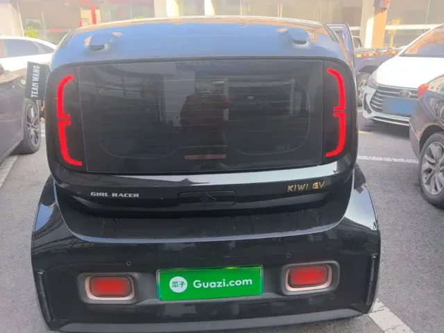 Baojun KiWi EV — Фото автомобиля 5
