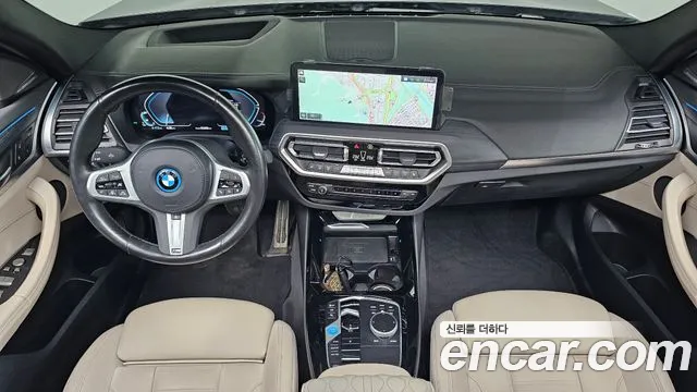 BMW iX3 G08 (2020–2024) — Фото автомобиля 10