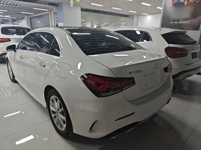 Mercedes-Benz A-Class — Фото автомобиля 4