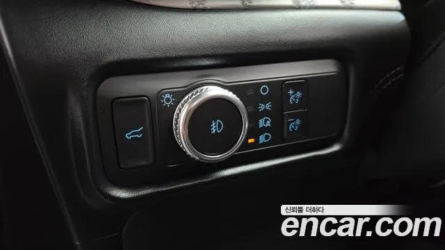 Ford Explorer Explorer 6 поколение 3.0 Platinum 4WD — Фото автомобиля 22