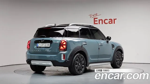 MINI Countryman — Фото автомобиля 2