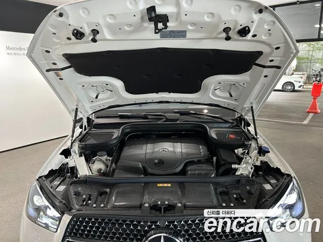 Mercedes-Benz GLE-Class — Фото автомобиля 6