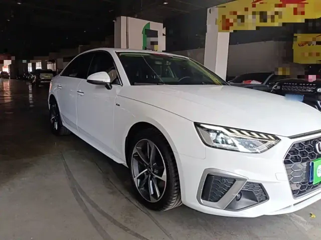 Audi A4L — Фото автомобиля 3