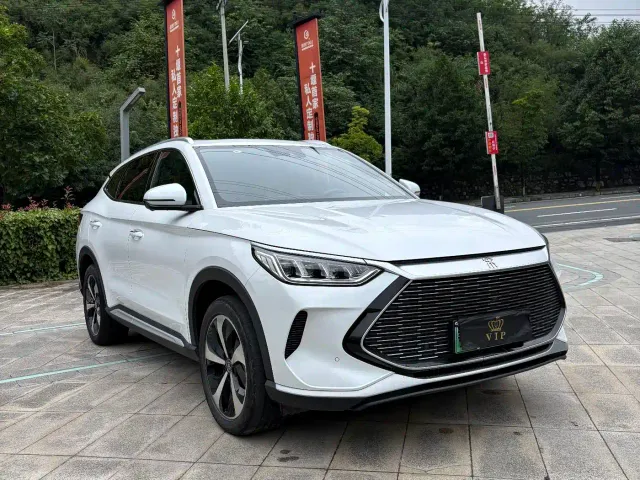 BYD Song PLUS — Фото автомобиля 2