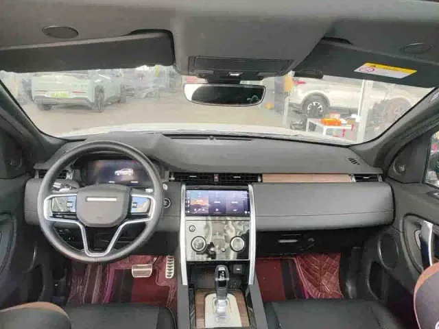 Land Rover Discovery Sport — Фото автомобиля 6