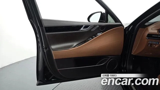 Genesis G80 Бензин 2.5 турбо AWD — Фото автомобиля 18