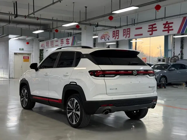 Changan CS35 Plus — Фото автомобиля 6