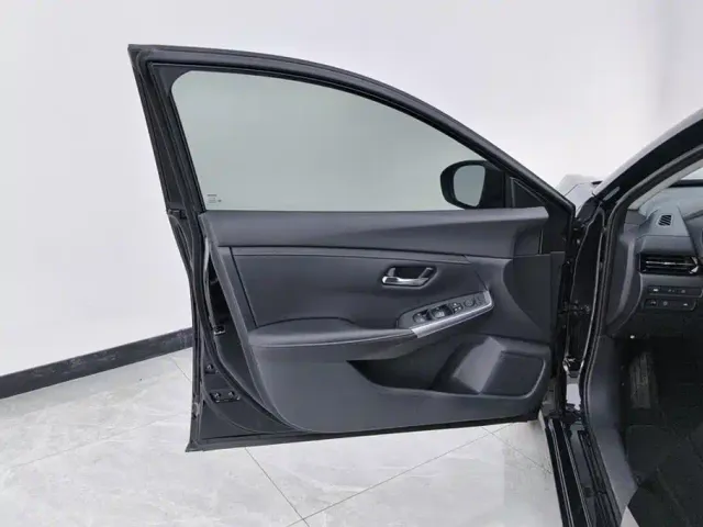 Nissan Sylphy — Фото автомобиля 7