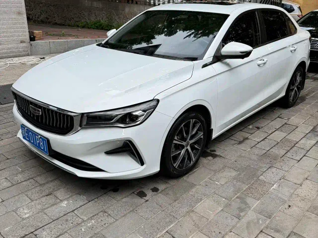 Фотография автомобиля — Geely Emgrand