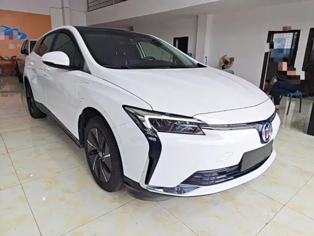 Buick Velite 6 — Фото автомобиля 3