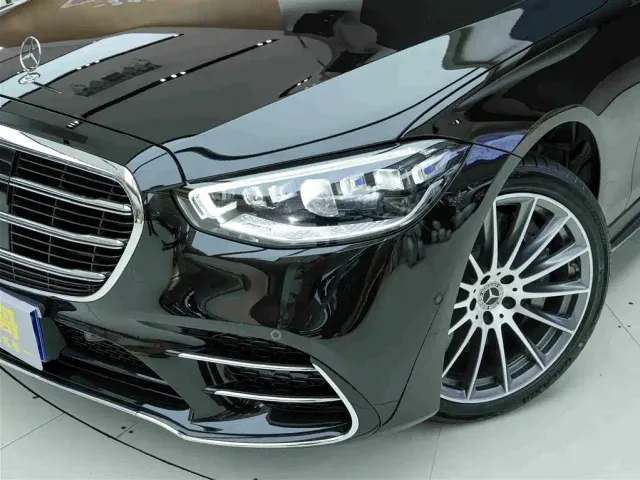 Mercedes-Benz S-Class — Фото автомобиля 21