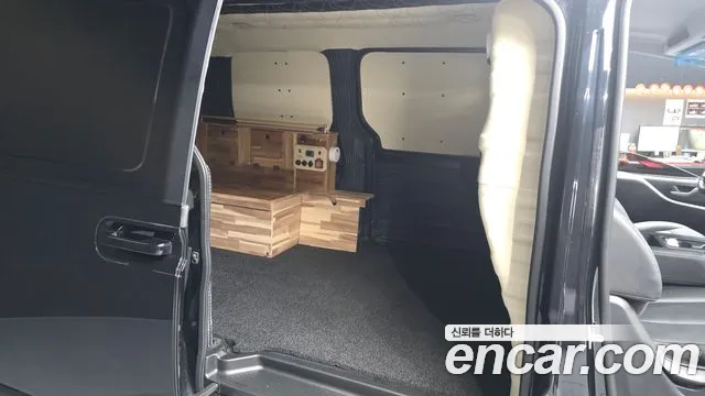 Hyundai Staria Staria Карго 3 места — Фото автомобиля 11