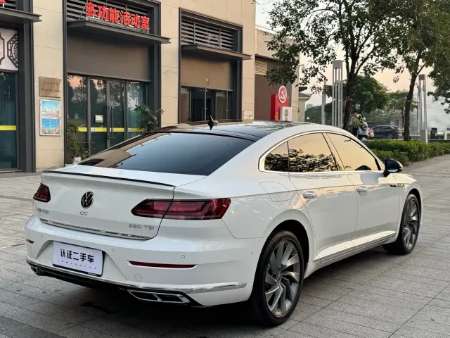 Volkswagen CC — Фото автомобиля 12