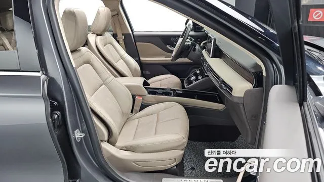 Lincoln Corsair Corsair 2.0 Reserve AWD — Фото автомобиля 6