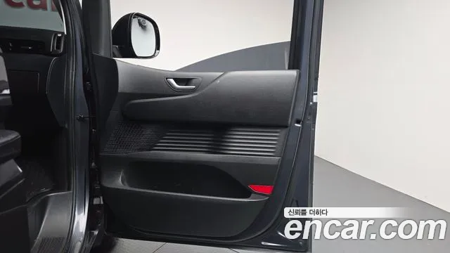 Hyundai Staria — Фото автомобиля 13