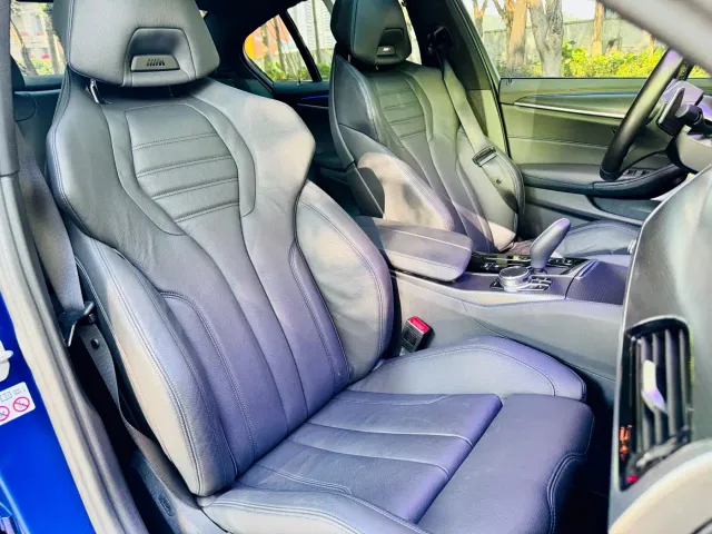 BMW 5 Series — Фото автомобиля 11