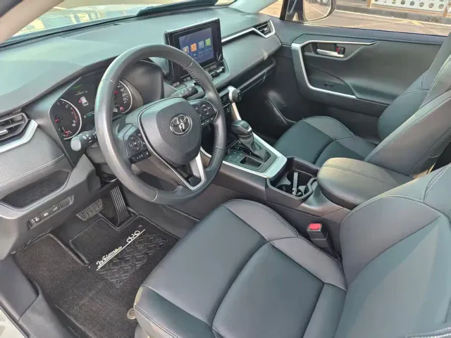 Toyota Wildlander — Фото автомобиля 11