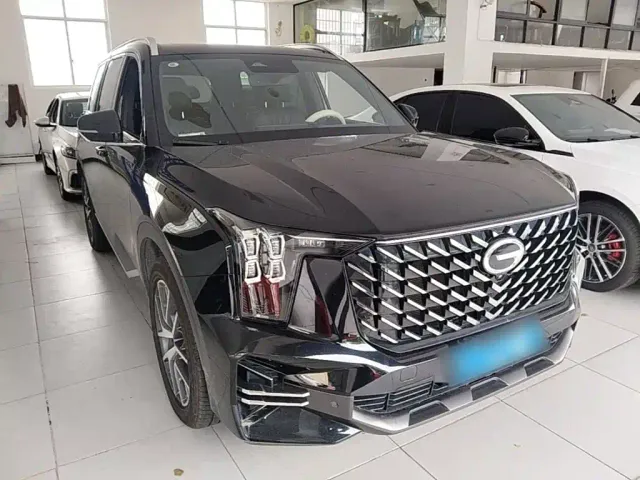 GAC Trumpchi GS8 — Фото автомобиля 3
