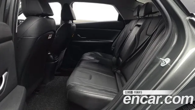 Hyundai Avante CN7 — Фото автомобиля 25