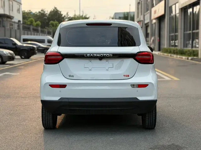 Leapmotor T03 — Фото автомобиля 5